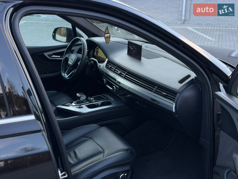Позашляховик / Кросовер Audi Q7 2016 в Рівному фото 77 Позашляховик / Кросовер Audi Q7 2016 в Рівному