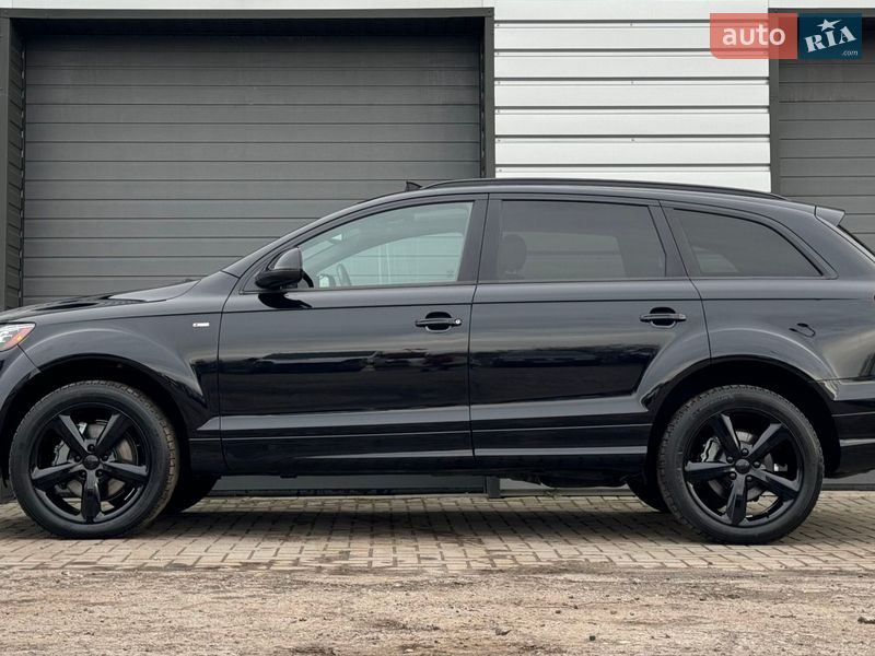 Внедорожник / Кроссовер Audi Q7 2014 в Хороле