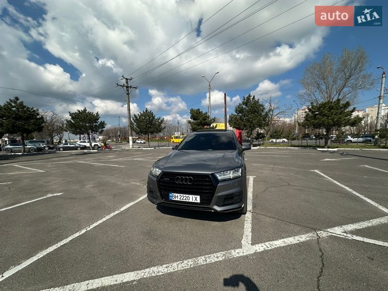 Внедорожник / Кроссовер Audi Q7 2016 в Одессе