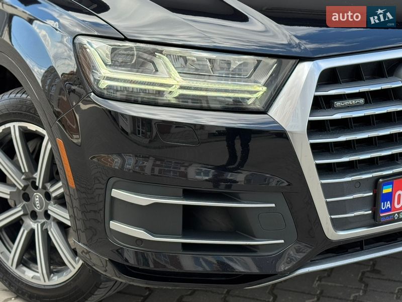 Внедорожник / Кроссовер Audi Q7 2017 в Тернополе