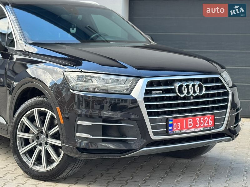 Внедорожник / Кроссовер Audi Q7 2017 в Тернополе