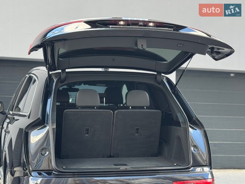 Внедорожник / Кроссовер Audi Q7 2017 в Тернополе