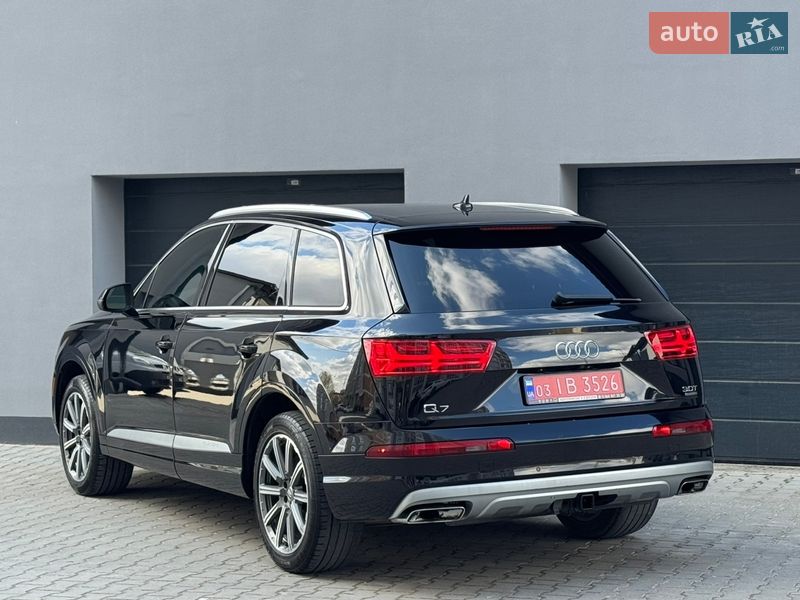 Внедорожник / Кроссовер Audi Q7 2017 в Тернополе