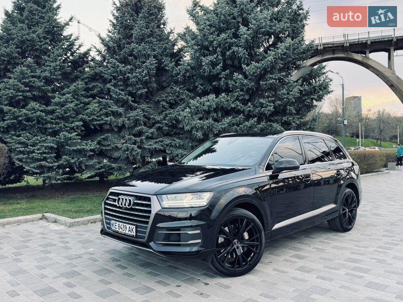 Audi Q7 2016