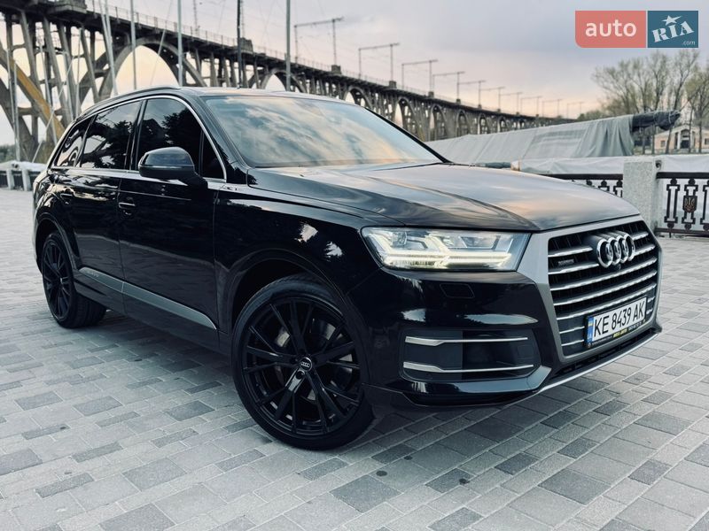 Позашляховик / Кросовер Audi Q7 2016 в Дніпрі фото 6 Позашляховик / Кросовер Audi Q7 2016 в Дніпрі