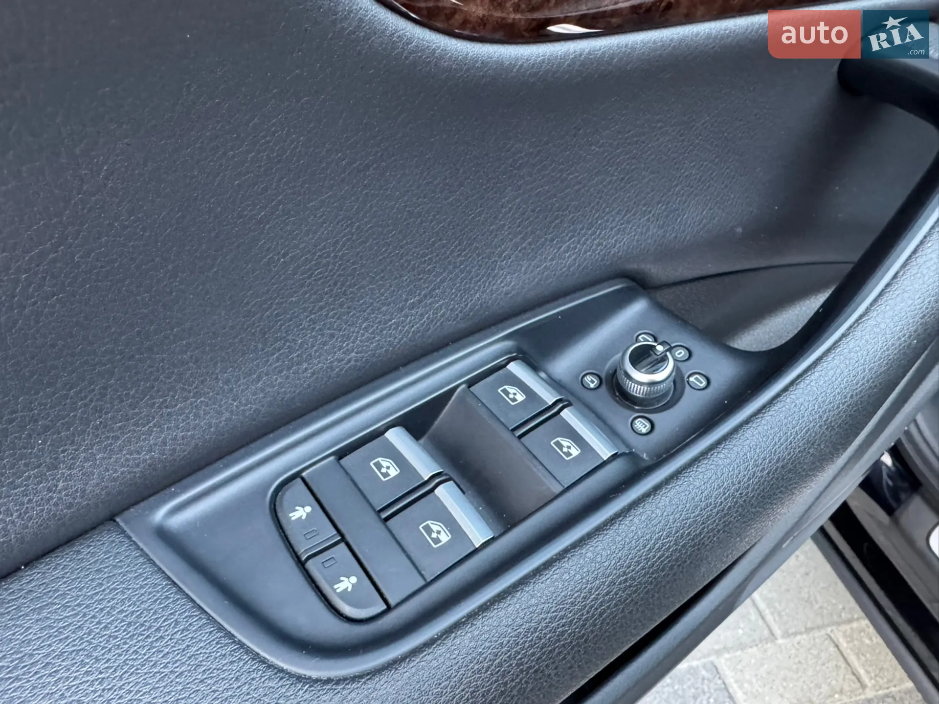 2016 Audi Q7 - мініатюра 17