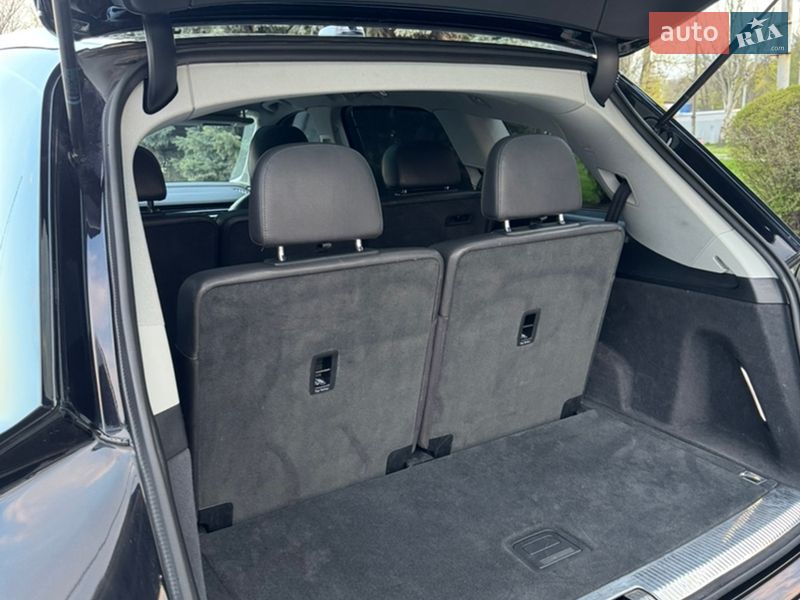 Позашляховик / Кросовер Audi Q7 2016 в Дніпрі фото 37 Позашляховик / Кросовер Audi Q7 2016 в Дніпрі