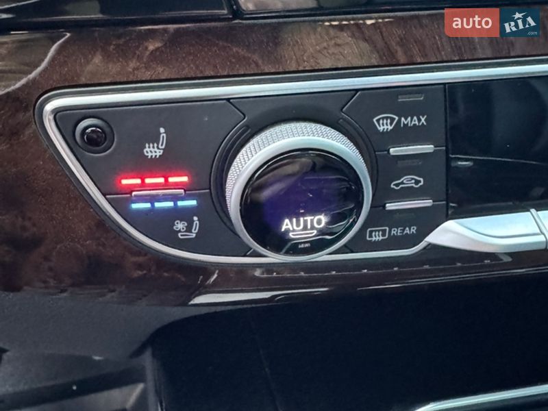 Позашляховик / Кросовер Audi Q7 2016 в Дніпрі фото 19 Позашляховик / Кросовер Audi Q7 2016 в Дніпрі