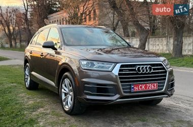 Позашляховик / Кросовер Audi Q7 2018 в Володимирі