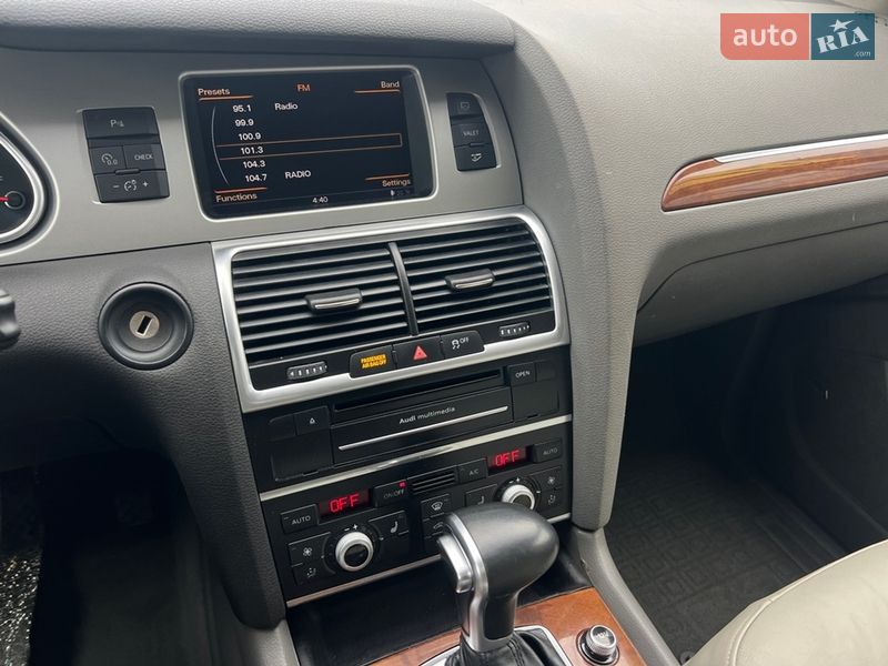 Внедорожник / Кроссовер Audi Q7 2015 в Ивано-Франковске