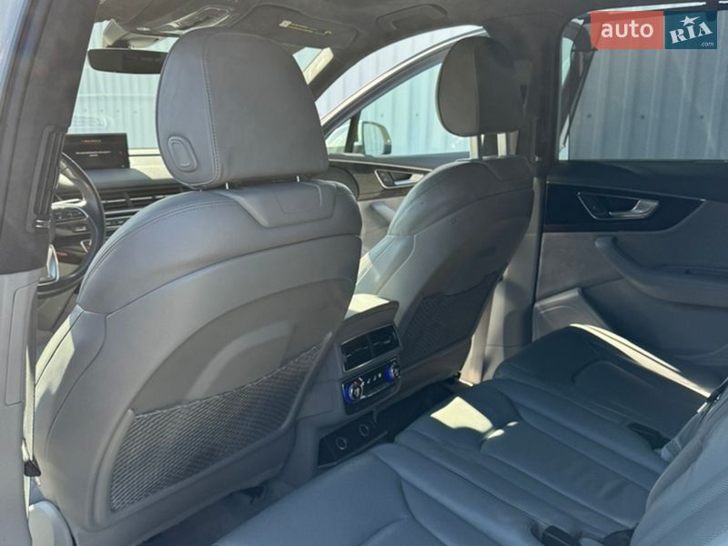 Позашляховик / Кросовер Audi Q7 2016 в Луцьку фото 21 Позашляховик / Кросовер Audi Q7 2016 в Луцьку