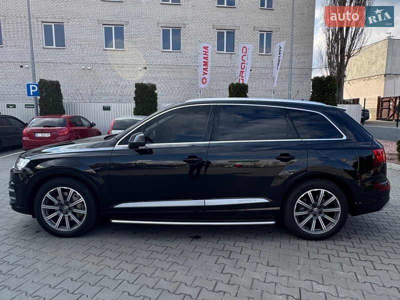 Позашляховик / Кросовер Audi Q7 2018 в Києві