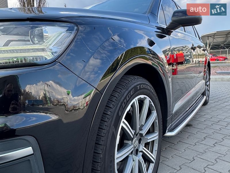 Позашляховик / Кросовер Audi Q7 2018 в Києві
