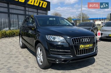 Позашляховик / Кросовер Audi Q7 2015 в Мукачевому