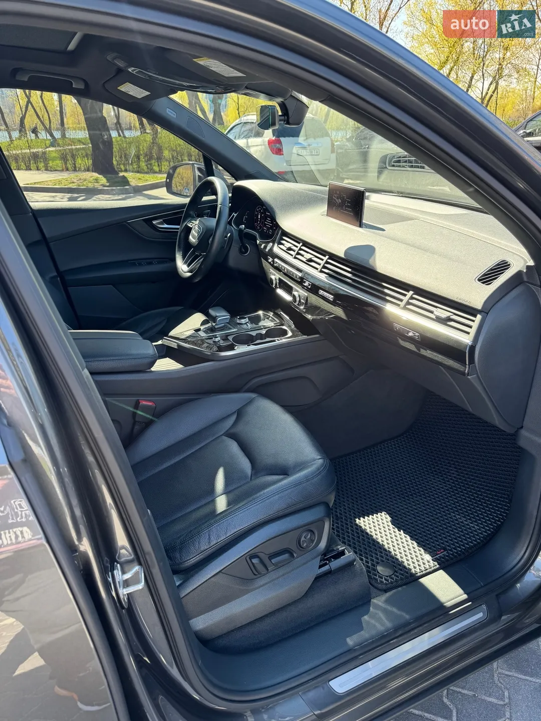 2018 Audi Q7 - мініатюра 21