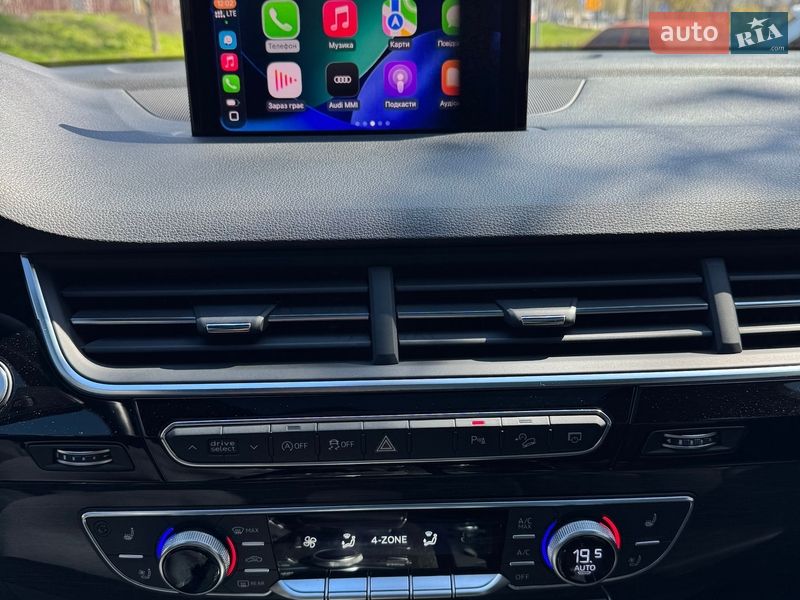 Позашляховик / Кросовер Audi Q7 2018 в Києві фото 24 Позашляховик / Кросовер Audi Q7 2018 в Києві