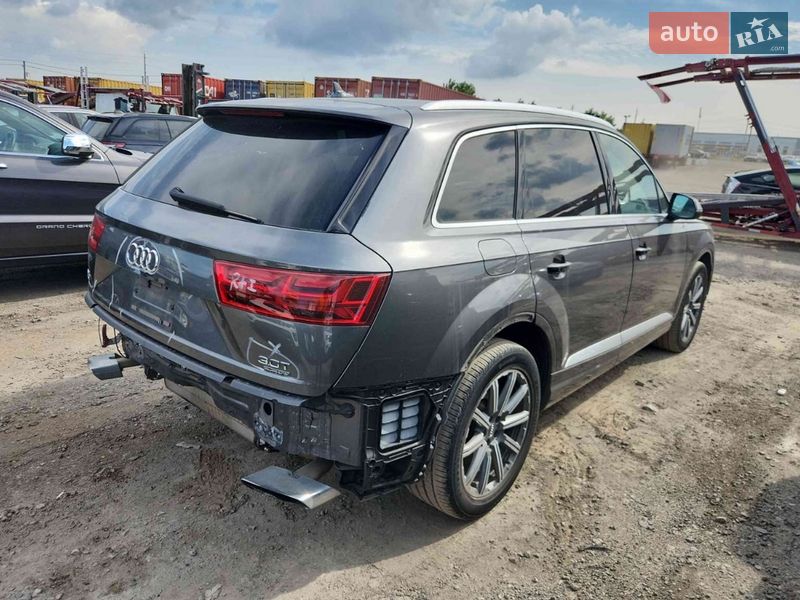 Позашляховик / Кросовер Audi Q7 2018 в Києві фото 37 Позашляховик / Кросовер Audi Q7 2018 в Києві