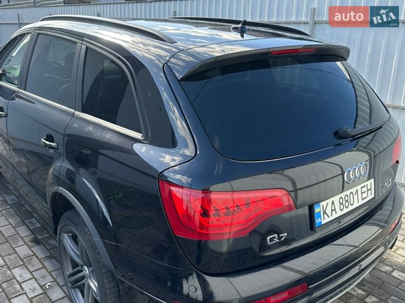 Внедорожник / Кроссовер Audi Q7 2015 в Крюковщине