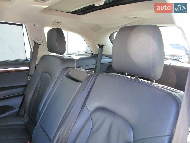 Позашляховик / Кросовер Audi Q7 2014 в Києві фото 44 Позашляховик / Кросовер Audi Q7 2014 в Києві