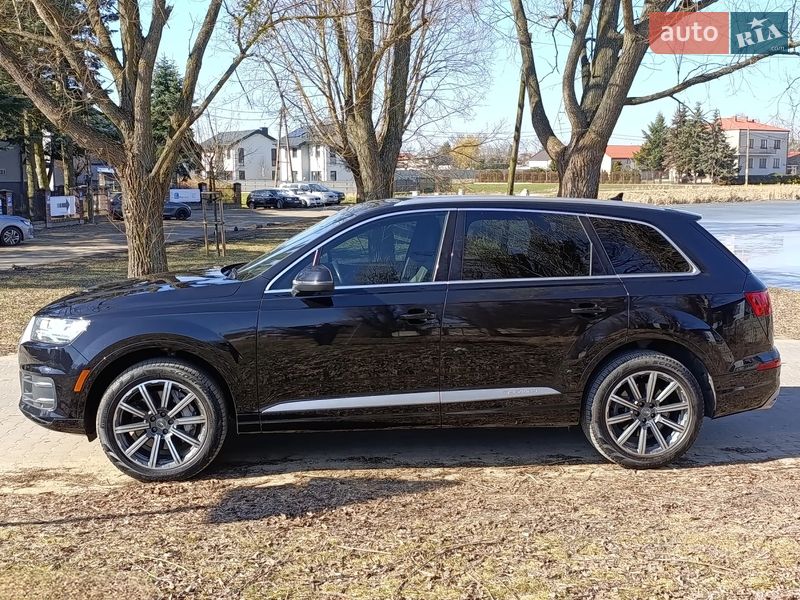 Внедорожник / Кроссовер Audi Q7 2017 в Луцке