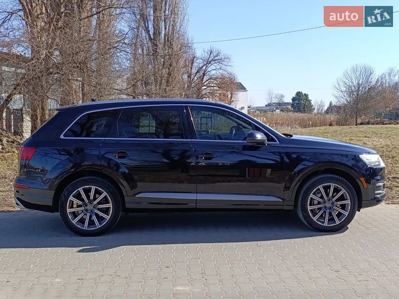 Внедорожник / Кроссовер Audi Q7 2017 в Луцке