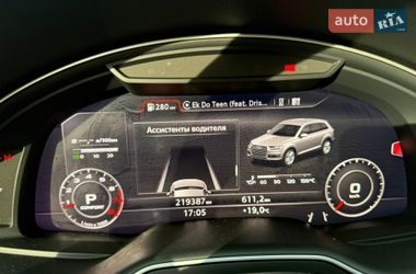 Позашляховик / Кросовер Audi Q7 2017 в Харкові