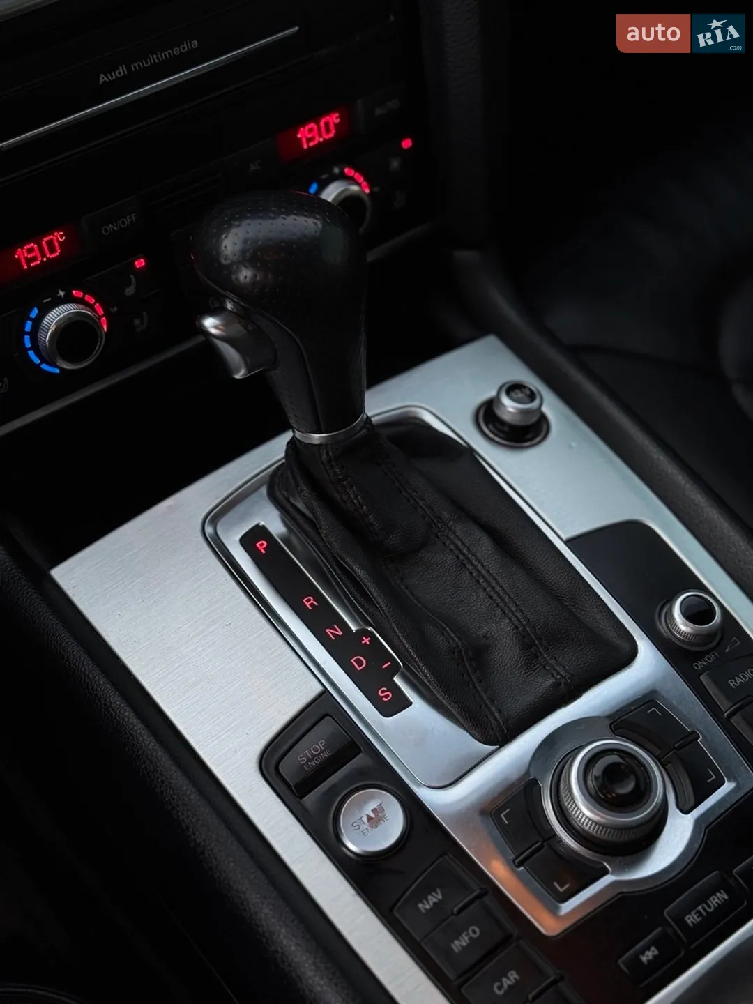 2011 Audi Q7 - мініатюра 9