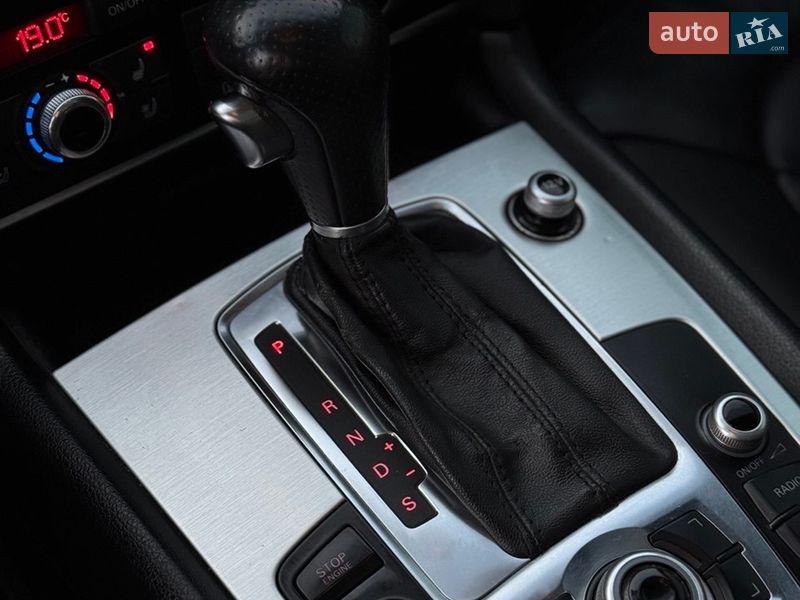 Позашляховик / Кросовер Audi Q7 2011 в Кривому Розі