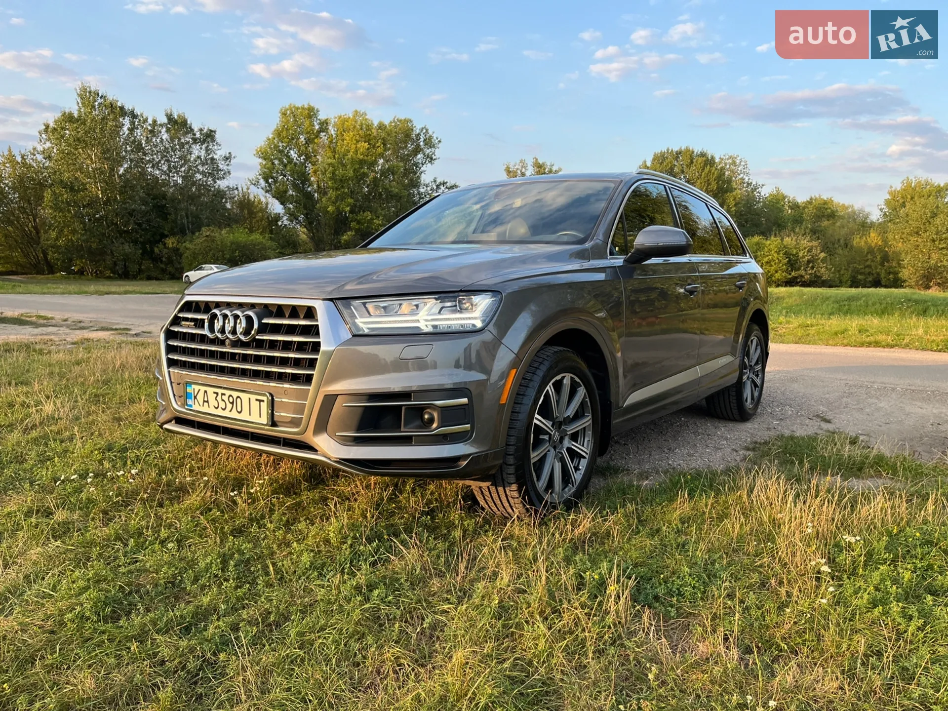 2017 Audi Q7 - мініатюра 2