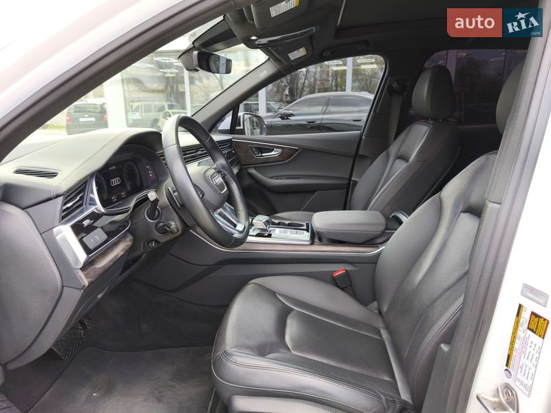 Внедорожник / Кроссовер Audi Q7 2019 в Днепре фото 11 Внедорожник / Кроссовер Audi Q7 2019 в Днепре