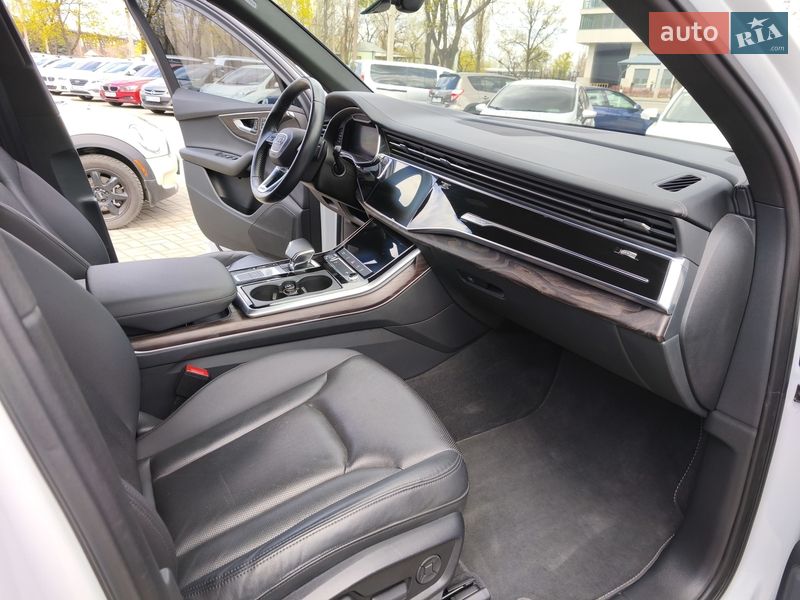 Внедорожник / Кроссовер Audi Q7 2019 в Днепре фото 17 Внедорожник / Кроссовер Audi Q7 2019 в Днепре