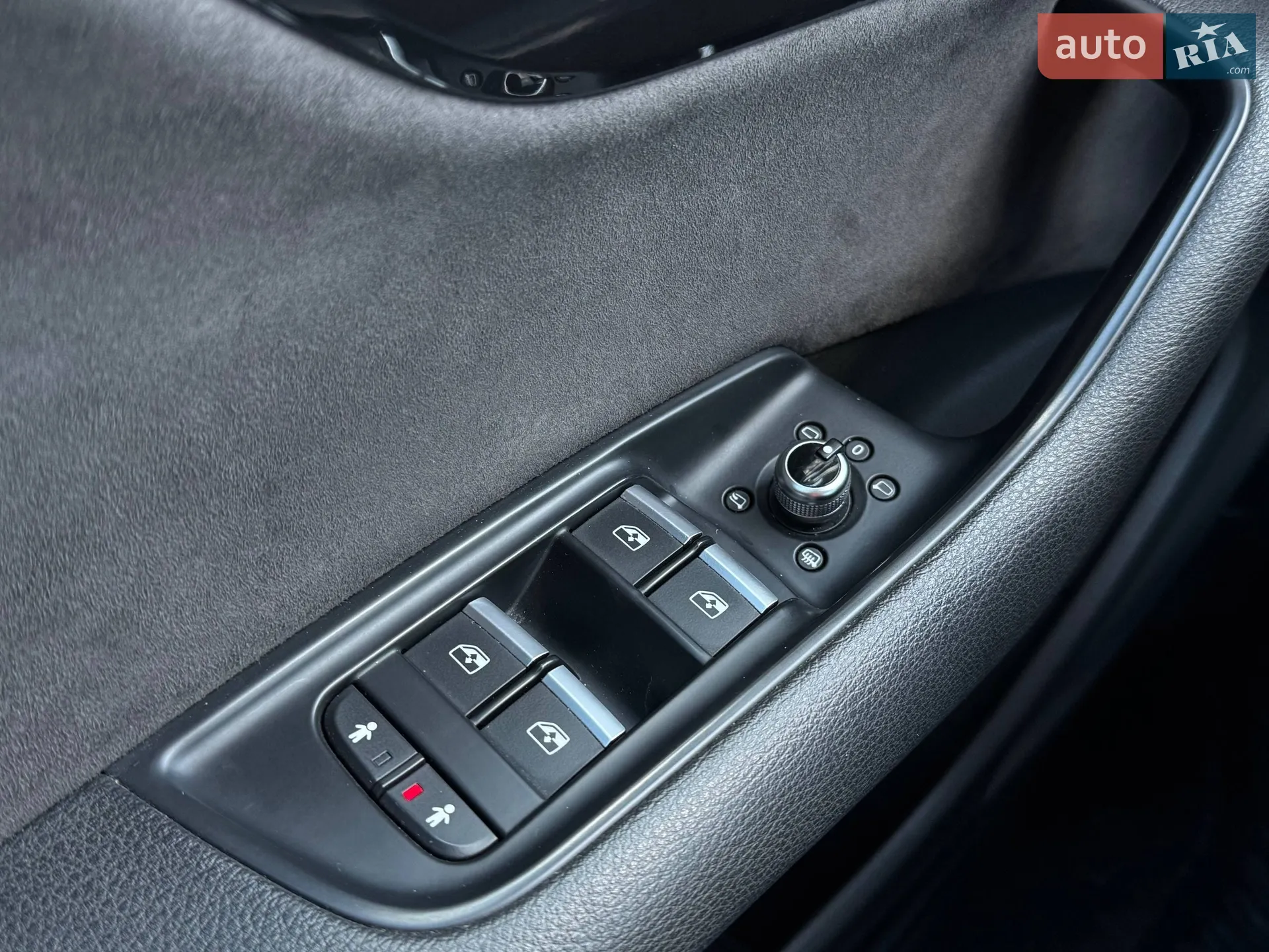 2016 Audi Q7 - мініатюра 18
