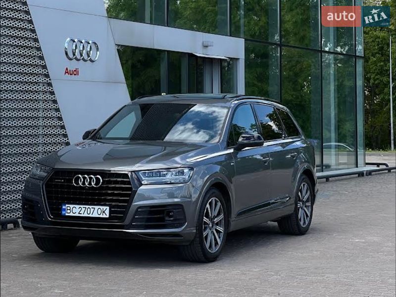 Позашляховик / Кросовер Audi Q7 2017 в Львові
