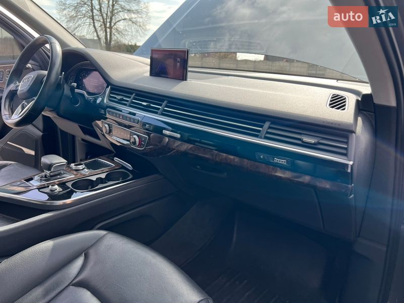 Позашляховик / Кросовер Audi Q7 2018 в Ковелі фото 27 Позашляховик / Кросовер Audi Q7 2018 в Ковелі