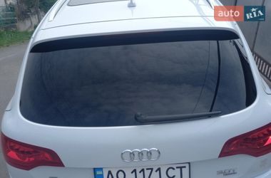 Внедорожник / Кроссовер Audi Q7 2015 в Мукачево