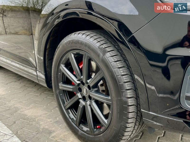 Внедорожник / Кроссовер Audi Q7 2018 в Львове