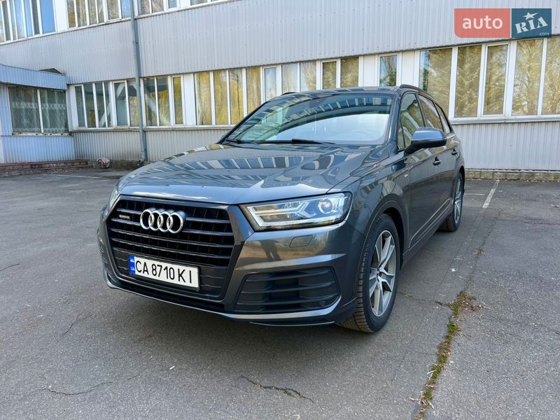 Внедорожник / Кроссовер Audi Q7 2016 в Умани