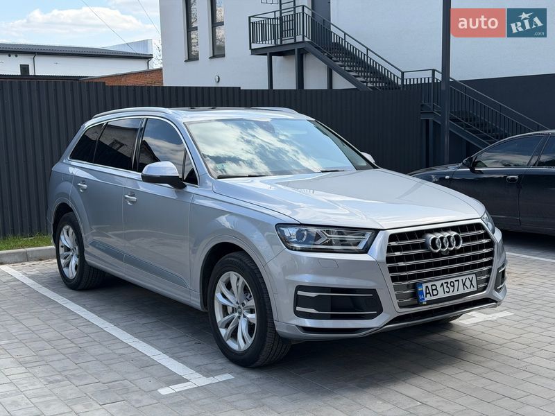 Позашляховик / Кросовер Audi Q7 2017 в Вінниці
