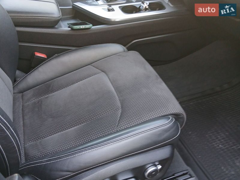 Позашляховик / Кросовер Audi Q7 2019 в Запоріжжі