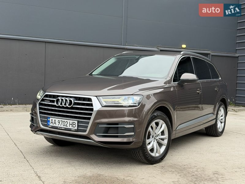 Позашляховик / Кросовер Audi Q7 2017 в Києві