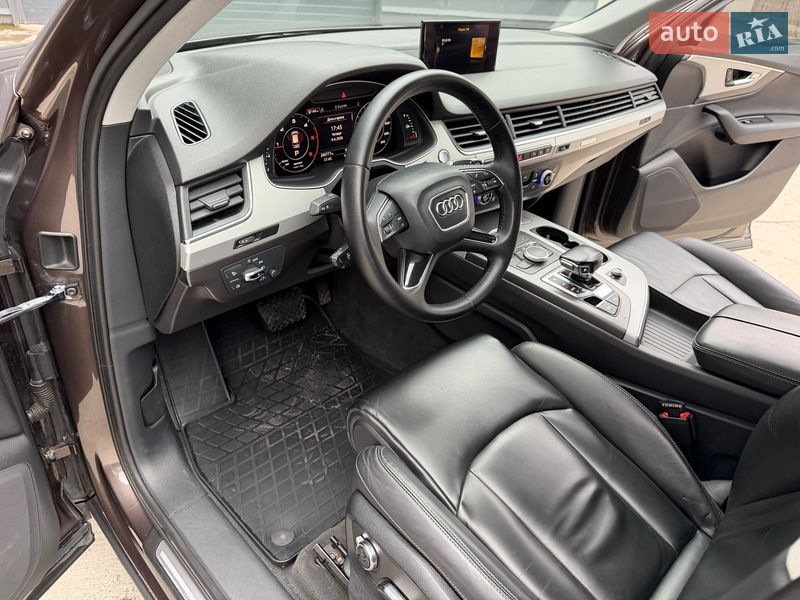 Позашляховик / Кросовер Audi Q7 2017 в Києві