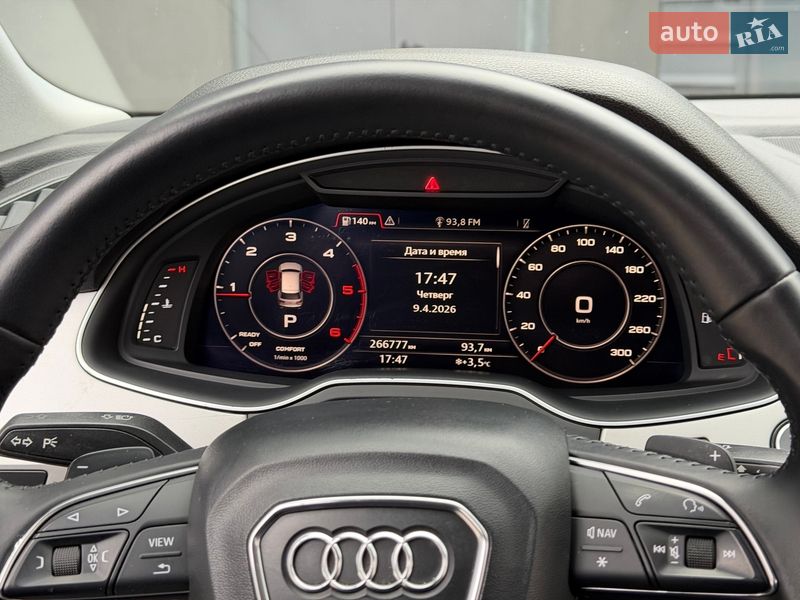 Позашляховик / Кросовер Audi Q7 2017 в Києві