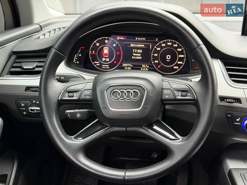 Позашляховик / Кросовер Audi Q7 2017 в Києві