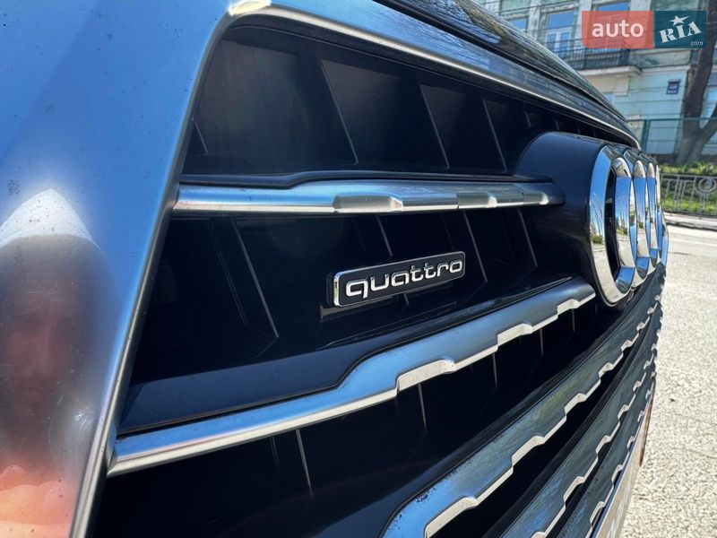 Позашляховик / Кросовер Audi Q7 2017 в Києві