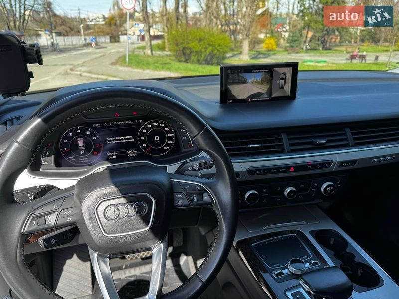 Позашляховик / Кросовер Audi Q7 2017 в Києві