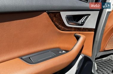 Позашляховик / Кросовер Audi Q7 2017 в Києві