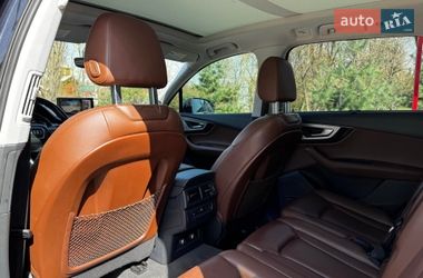 Позашляховик / Кросовер Audi Q7 2017 в Києві