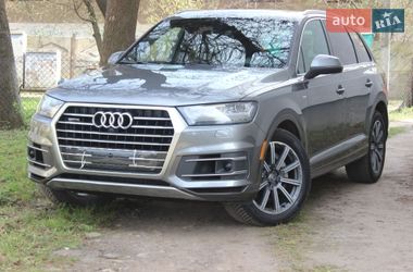 Внедорожник / Кроссовер Audi Q7 2017 в Львове