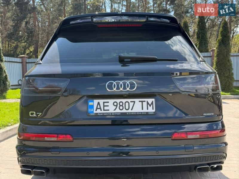 Audi Q7 2016