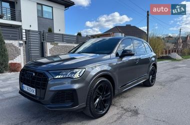 Внедорожник / Кроссовер Audi Q7 2020 в Киеве